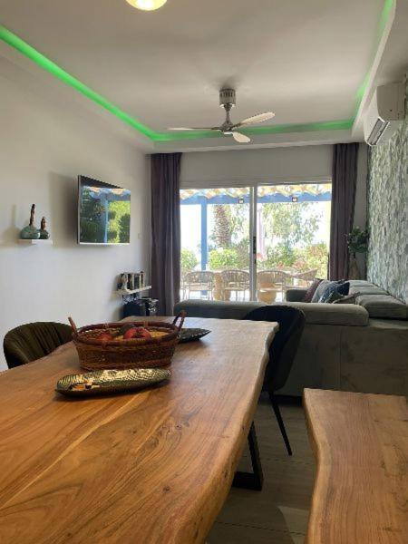 Apartamento Timeless Cyprus Paphos Exterior foto